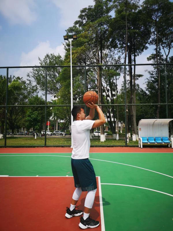 如何提升分卫的防守技巧_0