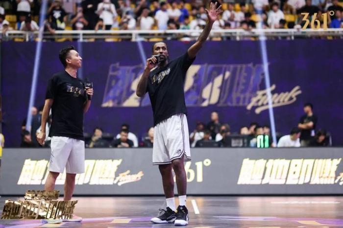 老年篮球爱好者如何练习控卫技巧_2